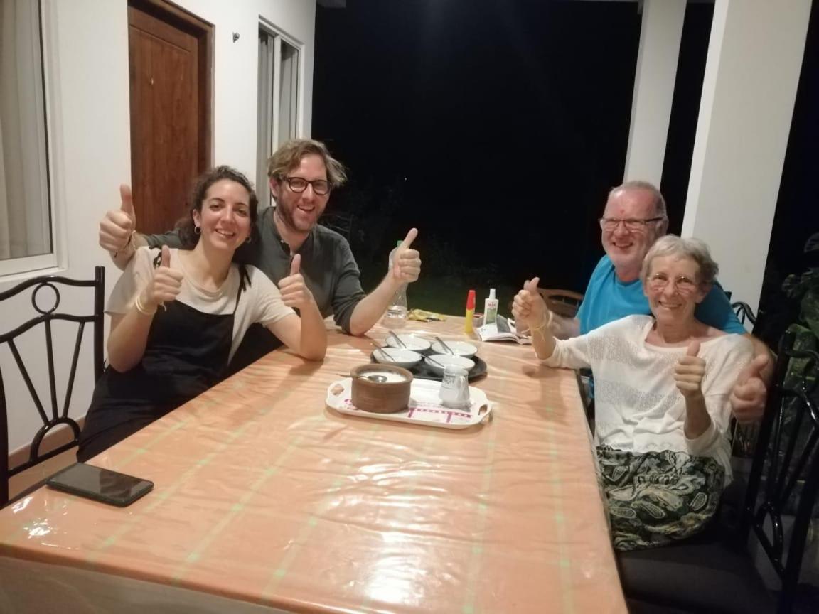 אנוראדפורה Golden Residence מראה חיצוני תמונה